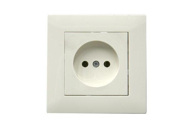 Розетка 1-м Karea RIZZ без заземл. керамика крем Makel 88010002 (1889497)